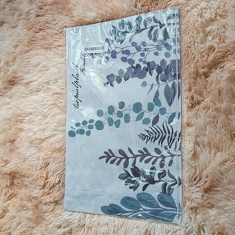 🌼6pcs Table mat new!